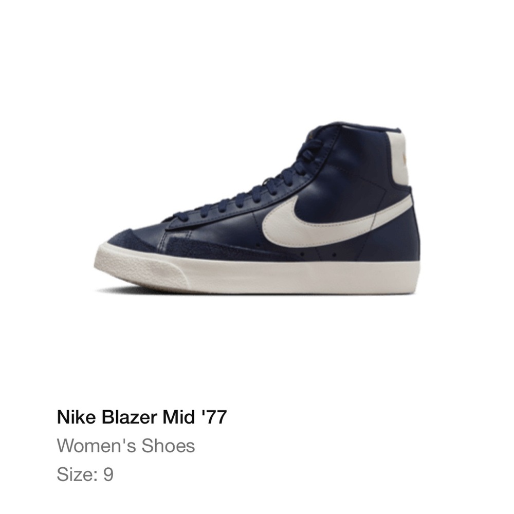 Box included - Nike Blazer Mid '77 Shoes - Navy and White